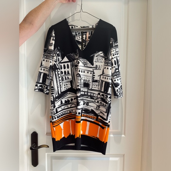 Imperial dress - Picture 1 of 3